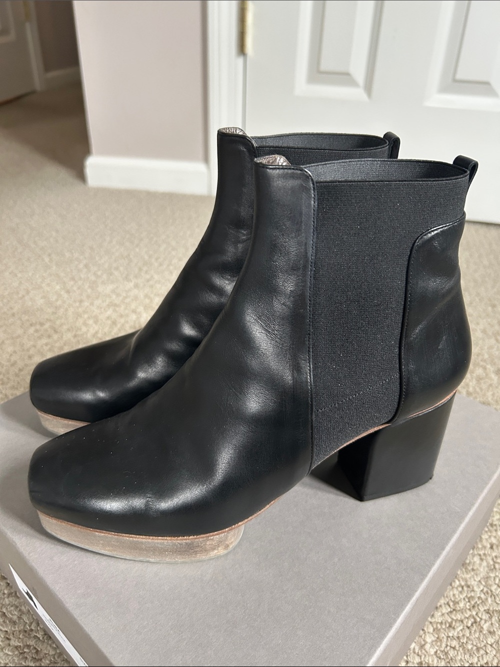 COCLICO Black Leather Chelsea Ankle Boots with Block Heel
